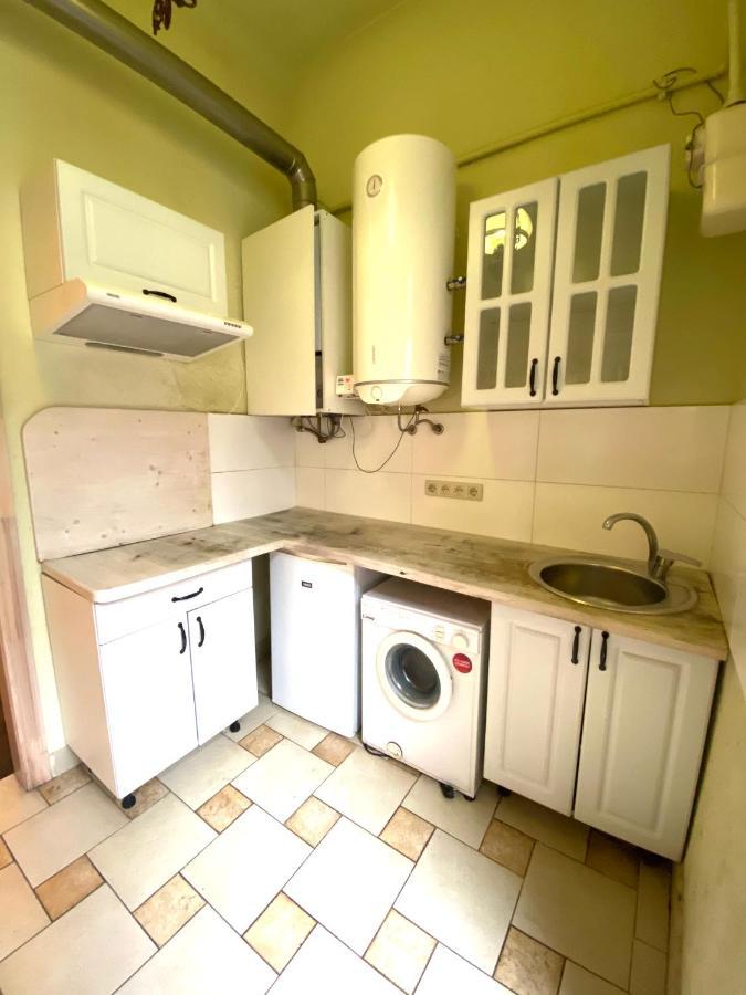 Квартира Подобово На Вулиці Валова 21А Lviv Ngoại thất bức ảnh